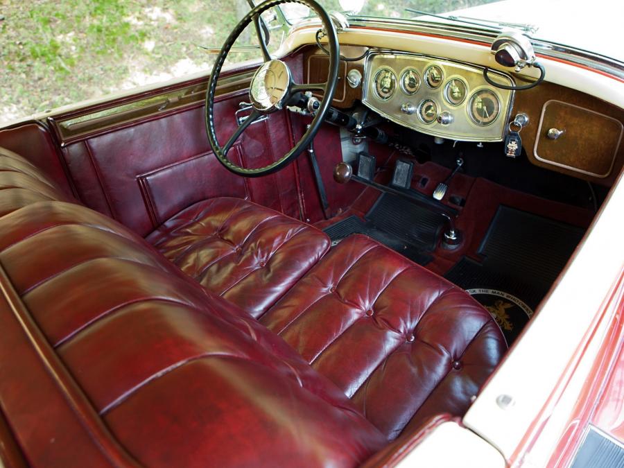  Packard Super Eight Touring 1933 года  (фото 7 из 7)